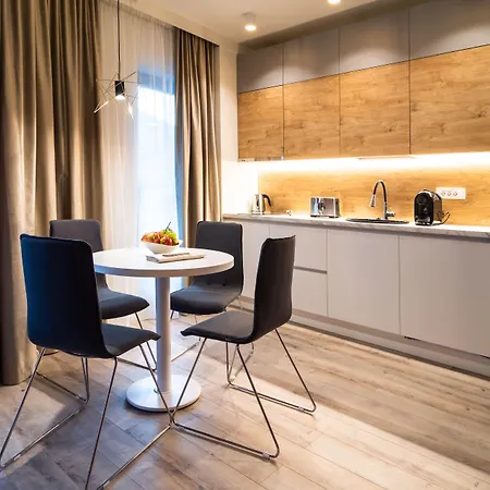 Aparthotel Nox 4*