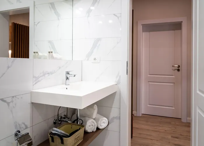 Nox Apartmanhotel 4*